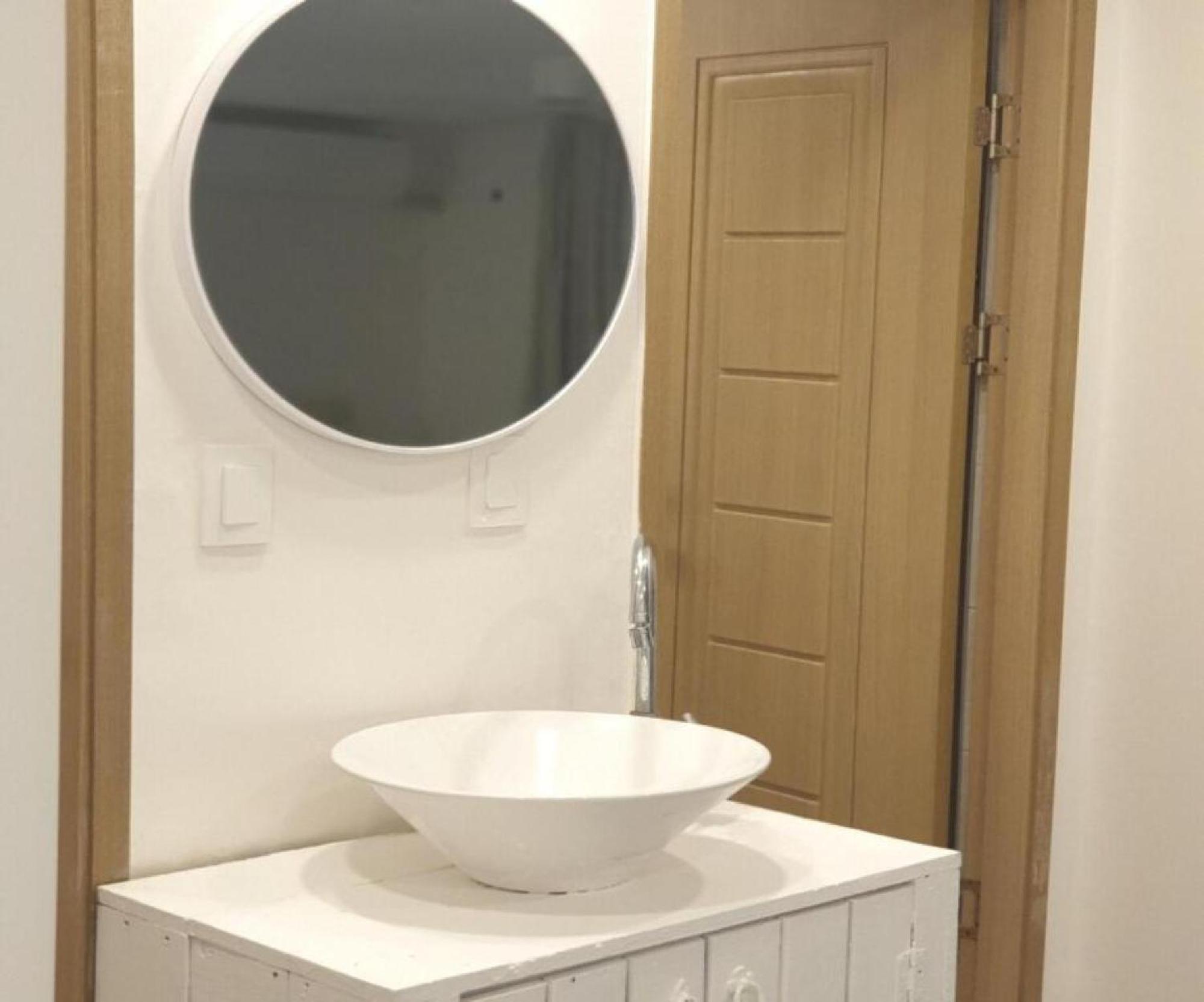 Apartment New Jins House - 5mins To Myeongdong Station, 3 Rooms, Big Living *